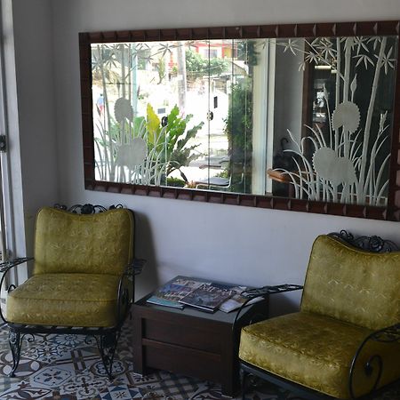 Vista Real Hotel Tagaytay City Zewnętrze zdjęcie
