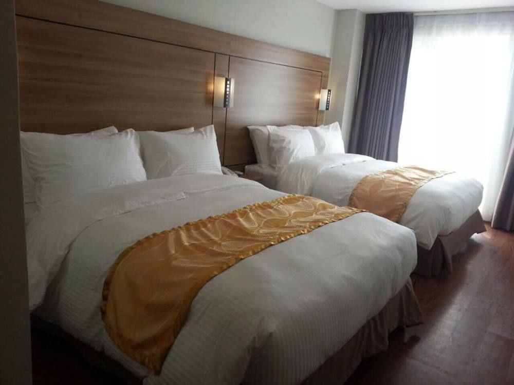 Vista Real Hotel Tagaytay City Zewnętrze zdjęcie